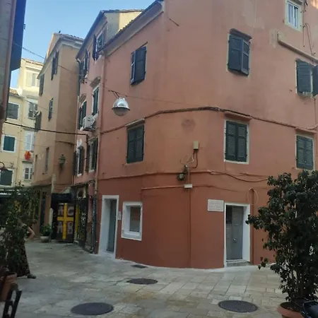 Apartment Vintage And Beutiful In Town *